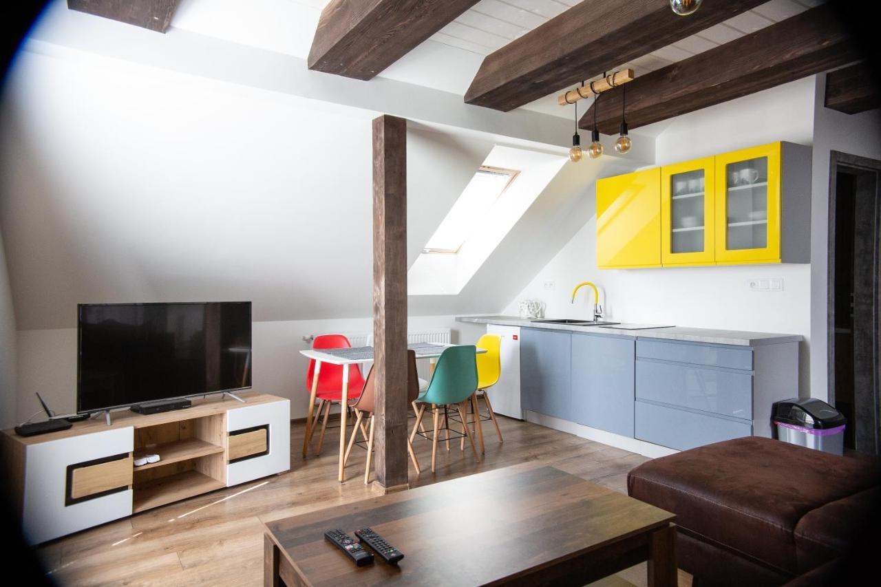 Apartmany Pod Klingerom บันสกา ชีอาว์นีซา ภายนอก รูปภาพ