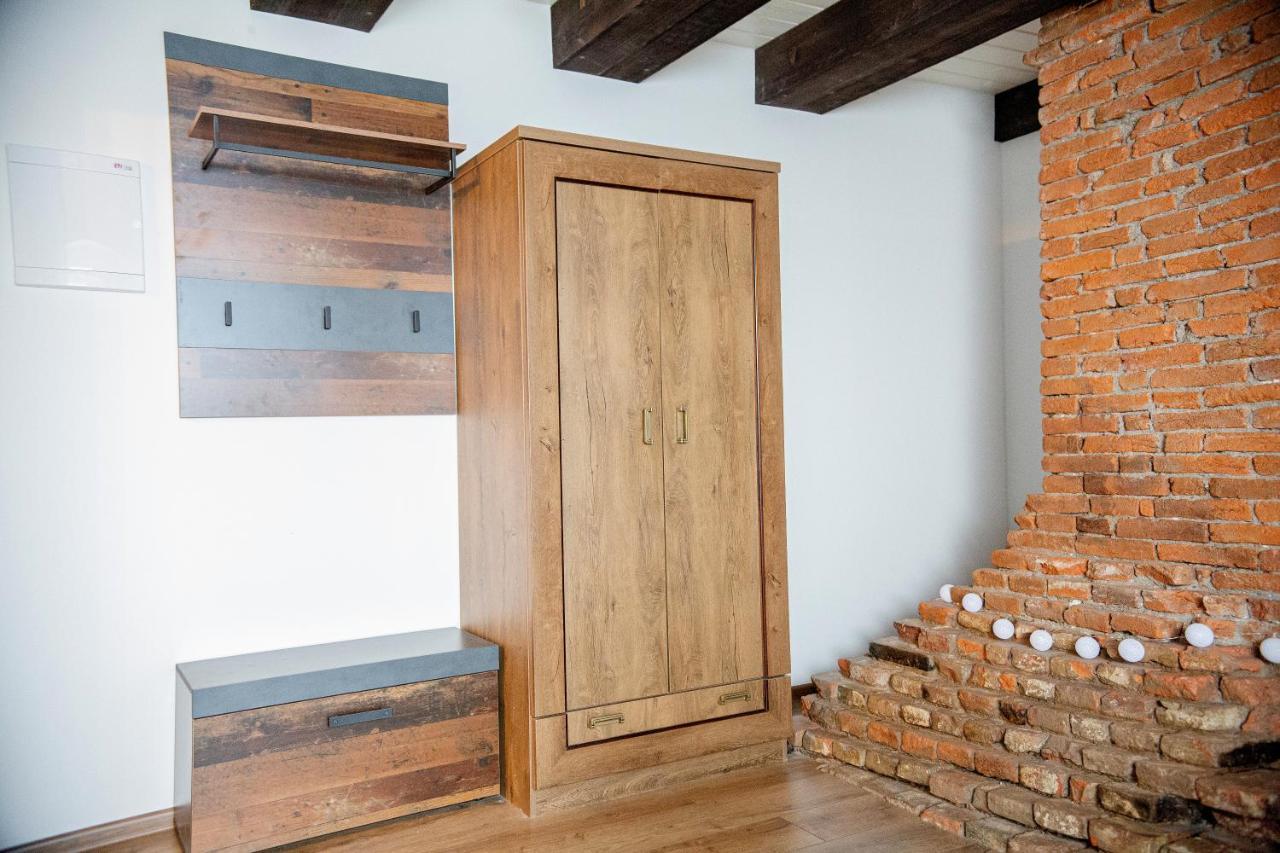 Apartmany Pod Klingerom บันสกา ชีอาว์นีซา ภายนอก รูปภาพ