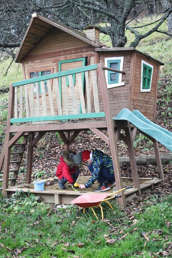 Apartmany Pod Klingerom บันสกา ชีอาว์นีซา ภายนอก รูปภาพ