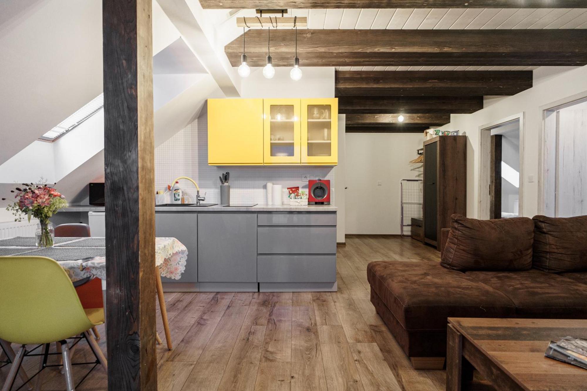 Apartmany Pod Klingerom บันสกา ชีอาว์นีซา ภายนอก รูปภาพ